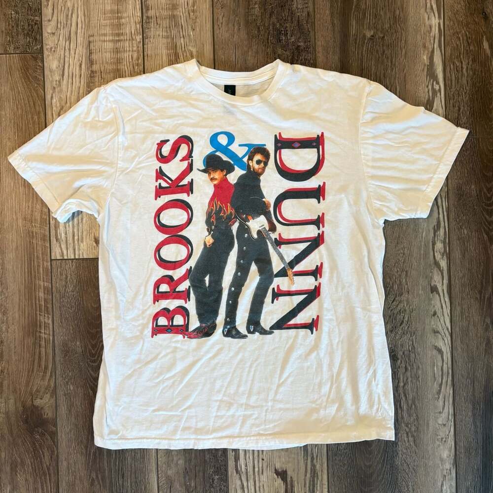 Brooks & Dunn Vintage Style 90s Graphic T Shirt Mens Large White Reprint
